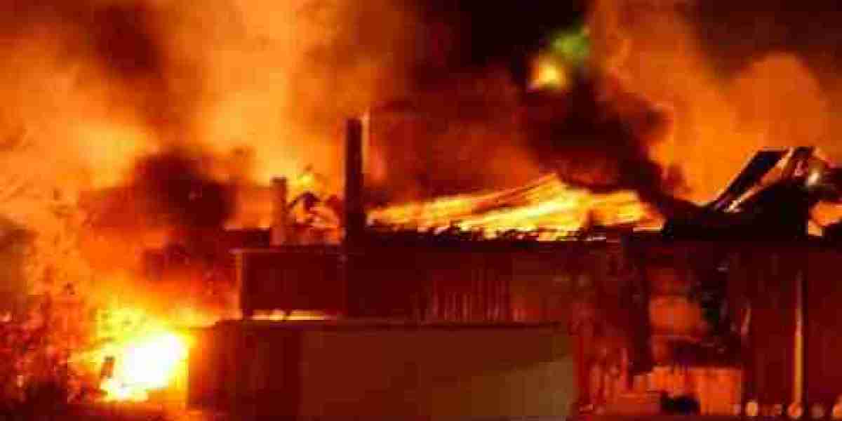 Goods destroyed as fire guts 4-storey buildings in Lagos market.